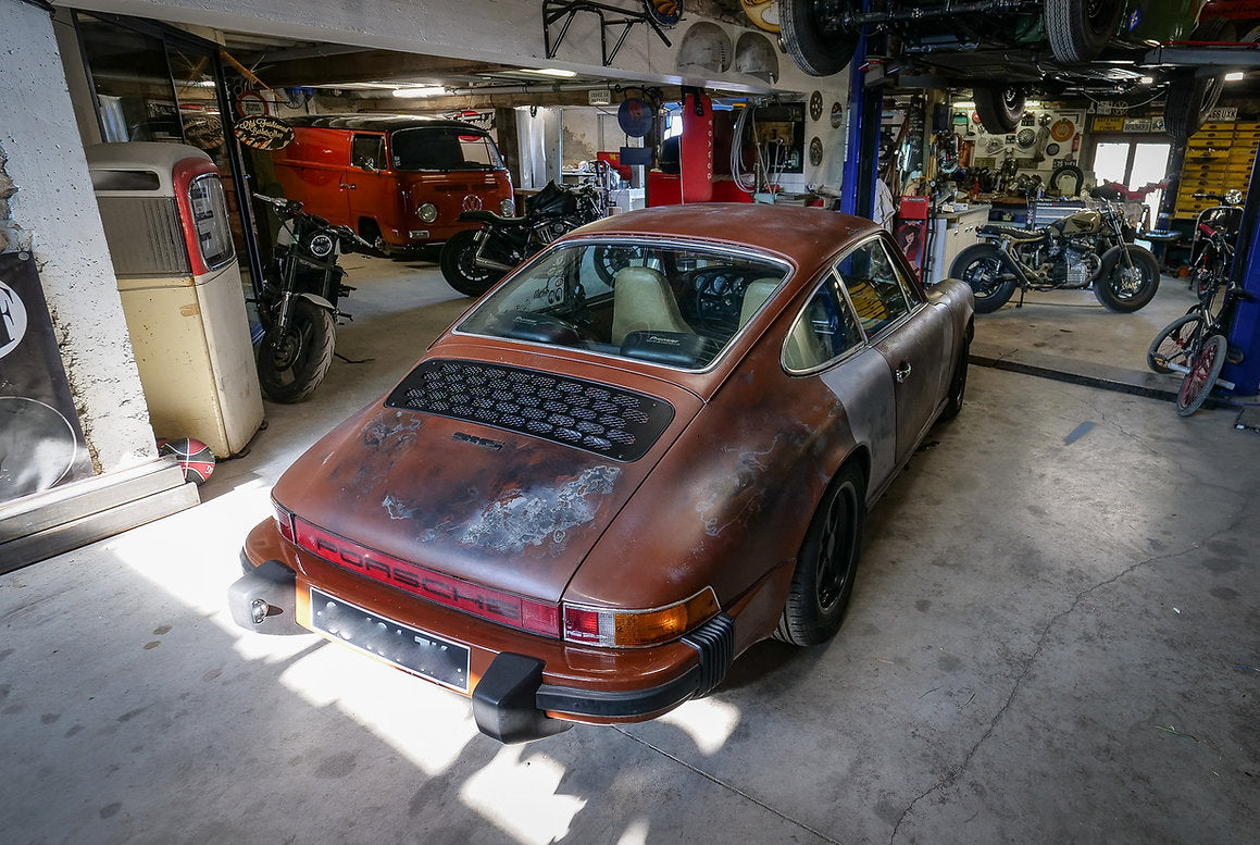 911G10 grille Aluminium Thermolaquée noire