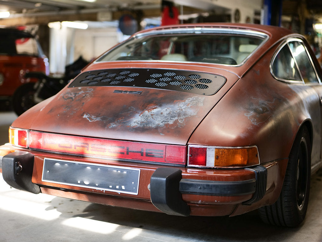 911G7 grille Aluminium Thermolaquée noire