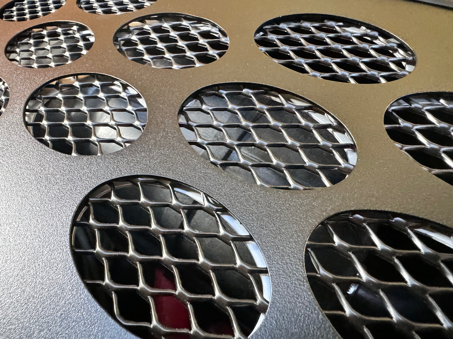 911G7 grille Aluminium Thermolaquée noire